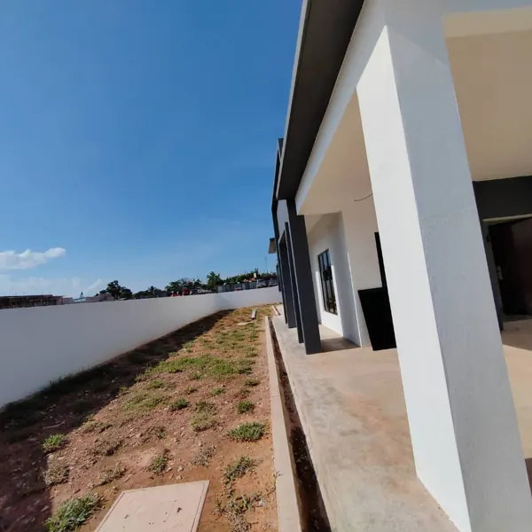 Serelyn Avenue, Indera Mahkota 14, Kuantan – gambar 2